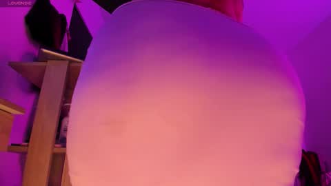 Madisson Smith  online show from 12/14/25, 06:45