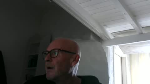 madio1187940 online show from 09/24/25, 12:08