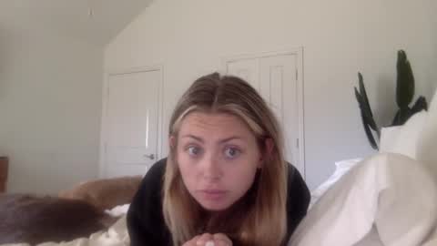 mari rose online show from 10/03/25, 02:36