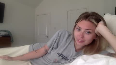 mari rose online show from 10/11/25, 01:53