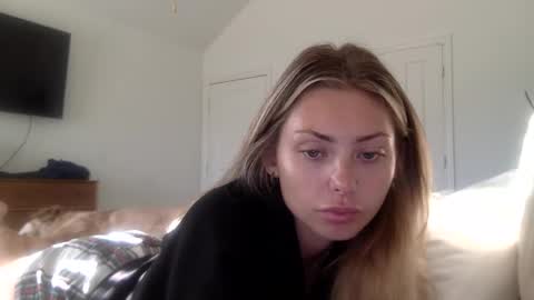 mari rose online show from 10/17/25, 01:57