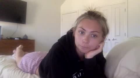 mari rose online show from 10/20/25, 04:40