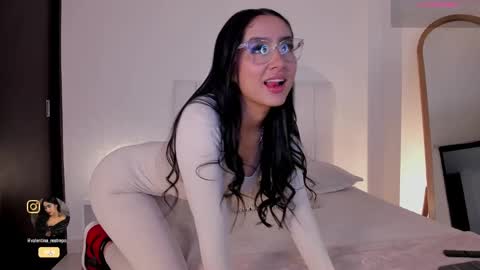 Valentina   1030   530  -  online show from 02/01/25, 08:08