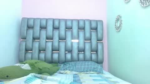 Snapshot of madison_copers chatting on 11/15/25, 01:58 M A D I S O N online show from 11/15/25, 01:58