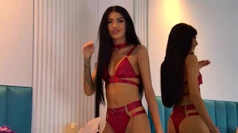 MadisonKroft online show from 10/01/25, 04:07