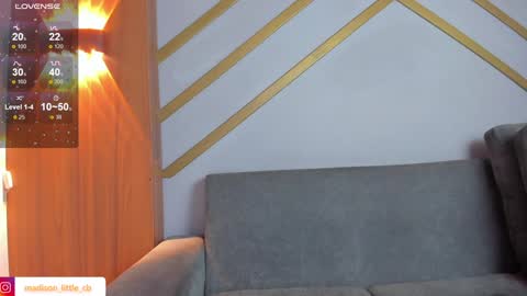 Melissa     700  1400 -5 online show from 12/10/24, 03:55