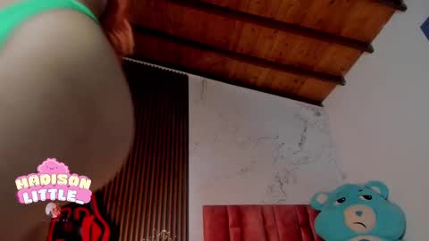 Melissa     700  1400 -5 online show from 02/21/25, 01:11