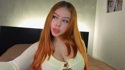 Snapshot of madison_little chatting on 04/04/26, 01:30 Melissa 700 1400 -5 online show from 04/04/26, 01:30