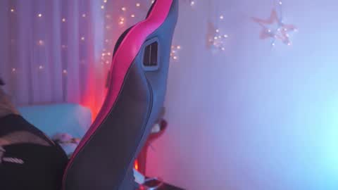 Snapshot of madison_mayer chatting on 01/08/26, 01:24 Madison online show from 01/08/26, 01:24