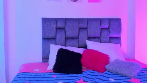 Snapshot of madison_rosee1 chatting on 03/10/26, 11:37 Madison Rosee online show from 03/10/26, 11:37