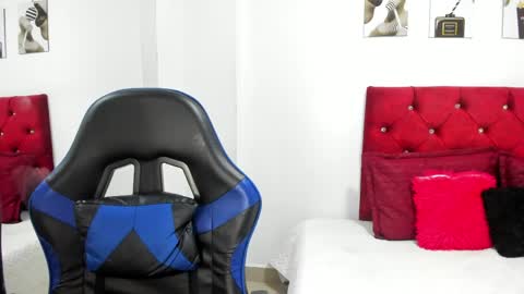 Snapshot of madison_rosee1 chatting on 04/05/26, 12:52 Madison Rosee online show from 04/05/26, 12:52