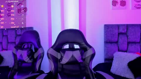 Snapshot of madison_rosee1 chatting on 04/11/26, 01:10 Madison Rosee online show from 04/11/26, 01:10