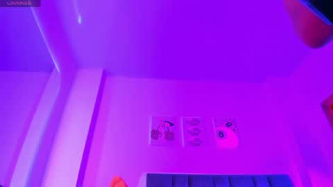 Snapshot of madison_rosee1 chatting on 04/24/26, 02:14 Madison Rosee online show from 04/24/26, 02:14