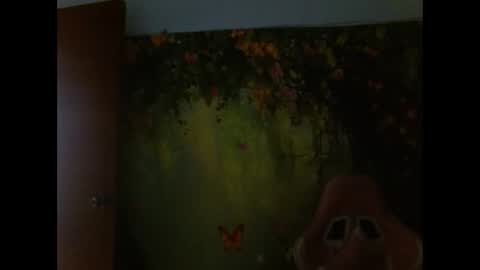 Snapshot of madison_tits chatting on 04/21/26, 01:42 madison_tits online show from 04/21/26, 01:42