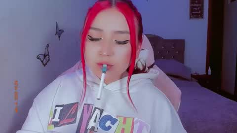 Snapshot of madison_x17 chatting on 04/04/26, 11:24 madso x17 online show from 04/04/26, 11:24