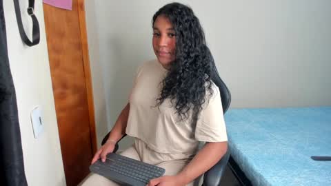 madison online show from 01/21/25, 04:10