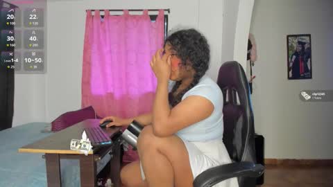 Snapshot of madisonbrunette_lxs chatting on 02/09/26, 12:31 madison online show from 02/09/26, 12:31