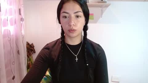 Snapshot of madisoncambel chatting on 12/19/24, 09:17 Madison Cambel online show from 12/19/24, 09:17