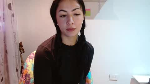 Snapshot of madisoncambel chatting on 02/19/25, 12:22 Madison Cambel online show from 02/19/25, 12:22