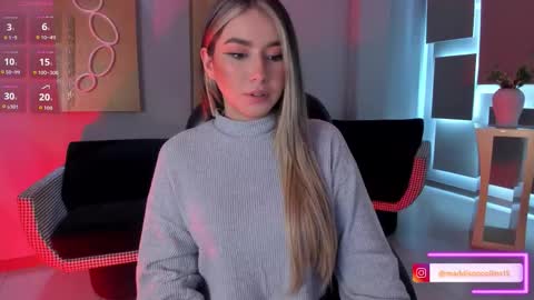 Snapshot of madisoncollinsx chatting on 02/19/26, 01:18 Maddi Collins online show from 02/19/26, 01:18