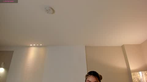 Snapshot of madisoncollinsx chatting on 03/23/26, 11:25 Maddi Collins online show from 03/23/26, 11:25