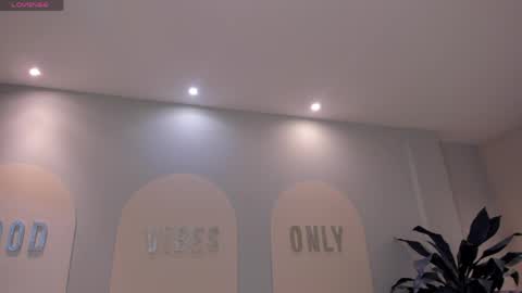 Snapshot of madisoncollinsx chatting on 04/02/26, 07:55 Maddi Collins online show from 04/02/26, 07:55