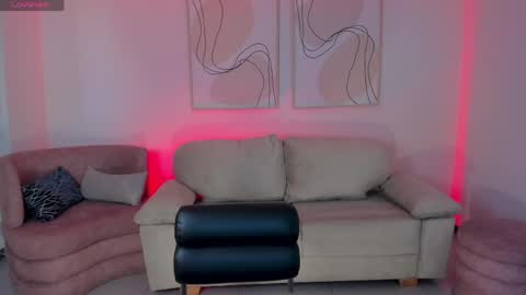 Snapshot of madisoncollinsx chatting on 04/07/26, 11:32 Maddi Collins online show from 04/07/26, 11:32