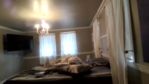 Snapshot of madisonfelicia chatting on 01/16/25, 08:46 Madison online show from 01/16/25, 08:46