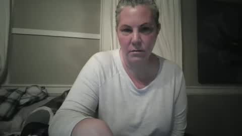 Snapshot of madisonfelicia chatting on 11/07/25, 12:32 Madison online show from 11/07/25, 12:32