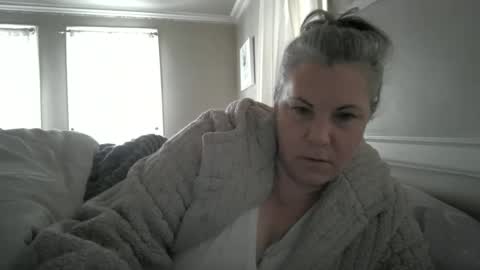 Snapshot of madisonfelicia chatting on 12/14/25, 03:17 Madison online show from 12/14/25, 03:17