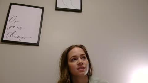 Snapshot of madisonfox6969 chatting on 12/07/24, 11:23 madisonfox6969 online show from 12/07/24, 11:23