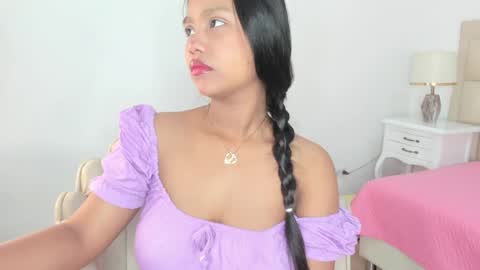 Snapshot of madisongomez16 chatting on 05/31/26, 11:39 madisongomez16 online show from 05/31/26, 11:39