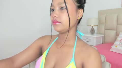 Snapshot of madisongomez16 chatting on 06/02/26, 11:01 madisongomez16 online show from 06/02/26, 11:01