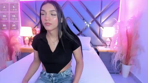 Snapshot of madisonherrera chatting on 05/09/26, 06:57 Maddi online show from 05/09/26, 06:57