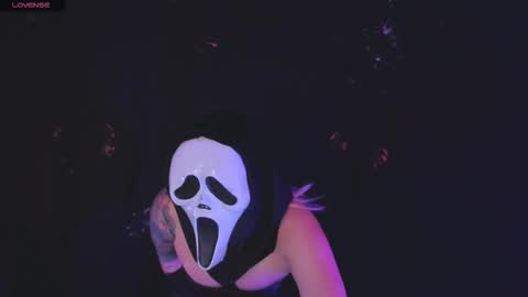 Madison Kane online show from 10/31/25, 12:50