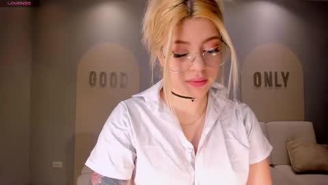 Madison Kane online show from 01/18/26, 11:14