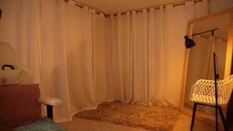 Snapshot of madisonlara chatting on 03/26/26, 05:18 madisonlara online show from 03/26/26, 05:18