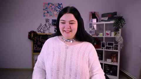 madisonmongomery online show from 12/25/24, 09:24