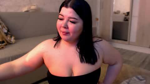 Snapshot of madisonmongomery chatting on 03/10/26, 08:30 madisonmongomery online show from 03/10/26, 08:30