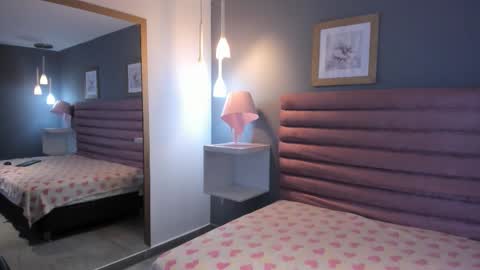 Snapshot of madisonrhodes chatting on 11/28/25, 12:19 Madi online show from 11/28/25, 12:19