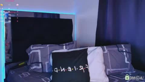 Snapshot of madisonwalkeeer chatting on 04/15/26, 07:43 madisonwalkeeer online show from 04/15/26, 07:43