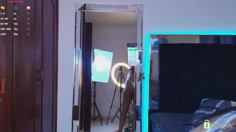 Snapshot of madisonwalkeeer chatting on 04/22/26, 06:53 madisonwalkeeer online show from 04/22/26, 06:53