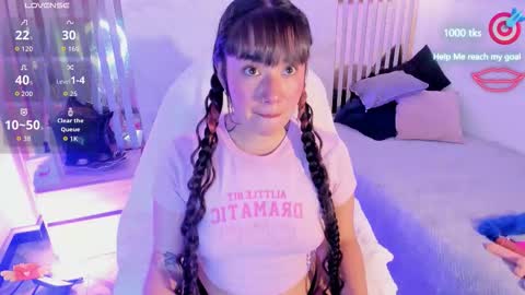 Snapshot of madisoon_9 chatting on 02/09/26, 12:09 MADISON online show from 02/09/26, 12:09