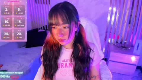 Snapshot of madisoon_9 chatting on 03/25/26, 11:38 MADISON online show from 03/25/26, 11:38