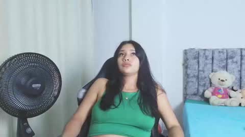 Valentina online show from 12/16/25, 05:45