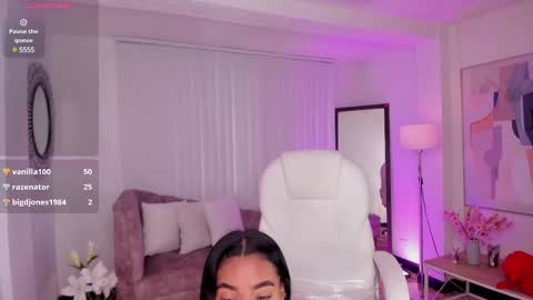 Snapshot of madisson_davon chatting on 03/07/25, 04:55 Madisson Davon online show from 03/07/25, 04:55