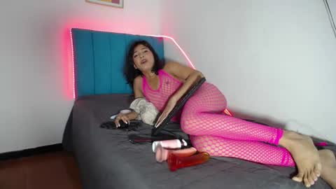 madisson_jones18 online show from 07/01/26, 07:13
