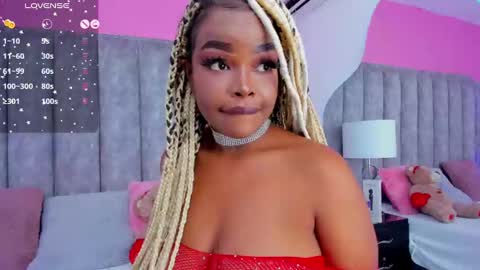 Snapshot of madissonlopez chatting on 01/09/25, 12:14 Madisson Lopez online show from 01/09/25, 12:14