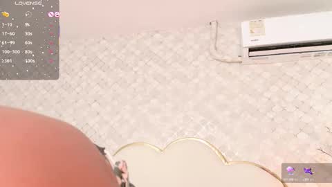 Snapshot of madissonlopez chatting on 10/20/25, 08:53 Madisson Lopez online show from 10/20/25, 08:53