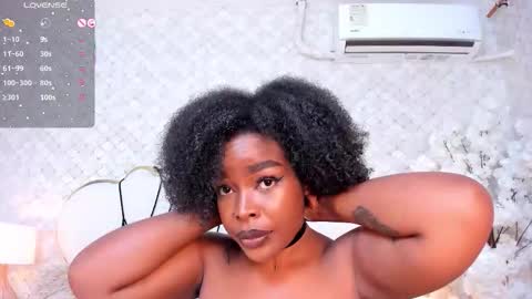 Snapshot of madissonlopez chatting on 10/31/25, 09:38 Madisson Lopez online show from 10/31/25, 09:38